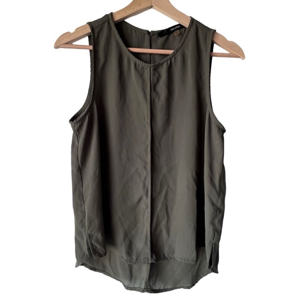 Women's Fun 2 Fun tank top dark grey casual sleeveless solid crew S.